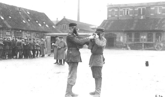 1. Weltkrieg Gasmasken